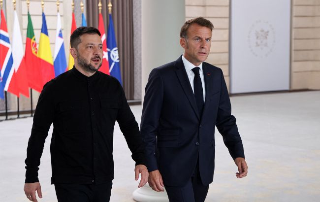 Зеленский в Париже, Путин в Китае - главное о переговорах за неделю