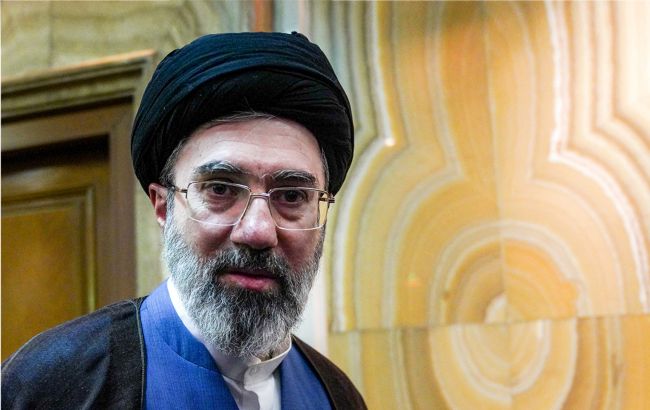 Хаменеї не просто поранений. З'явились нові дані про стан лідера Ірану