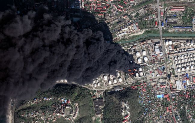 У Пермі вибухнув четвертий резервуар з нафтою, оголошено про евакуацію (відео)