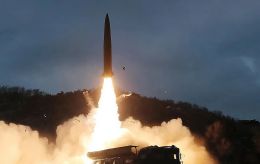 Втричі потужніші за теперішні: РФ просить у КНДР нові балістичні ракети