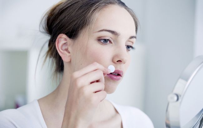 Пластыри от прыщей: 5 ошибок в использовании, которые вредят коже