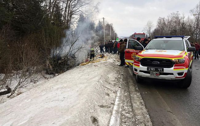 Водитель сгорел заживо: на Прикарпатье столкнулись три автомобиля