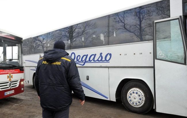 Из Ирпеня эвакуируют местное население: автобусы ждут в Романовке