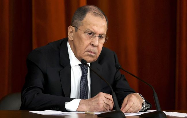 Лавров заявил, что Россия не будет прекращать боевых действий во время переговоров с Украиной