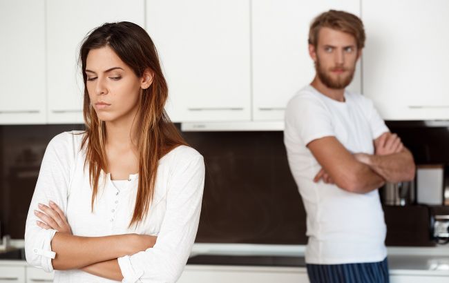 Замужние женщины массово совершают эти ошибки, после которых следует развод