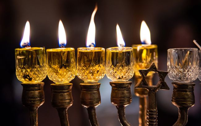 Ханука 2021: коли настане свято свічок і як його відзначають