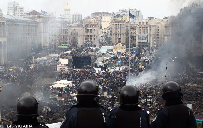 Гранаты, которые бросал "Беркут" в людей на Майдане, были из РФ. Чиновников будут судить