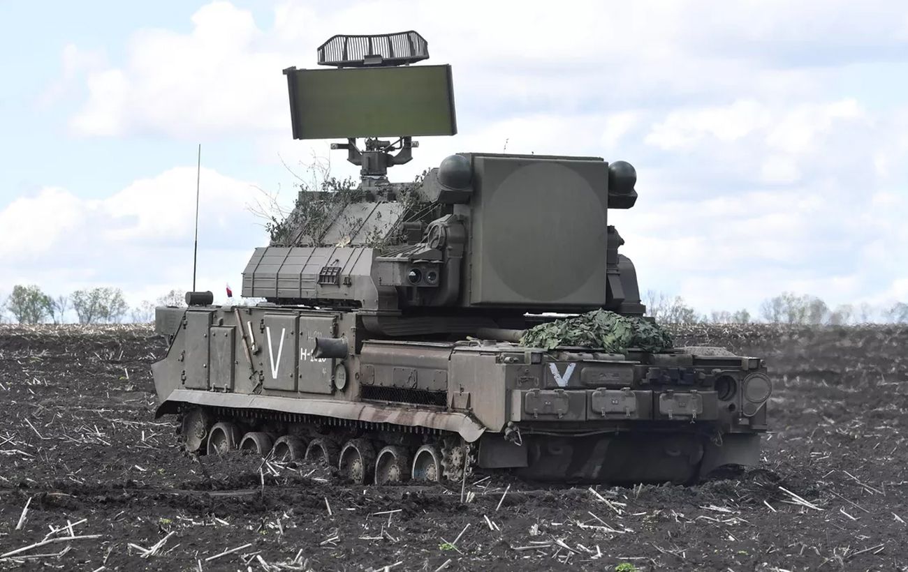 Російський ЗРК Тор М-2 уражений силами безпілотних систем | РБК