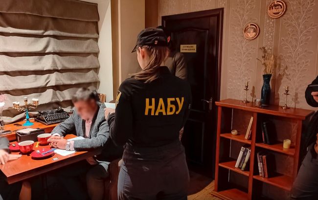 Замголови Запорізької облради та його поплічників затримали на хабарі