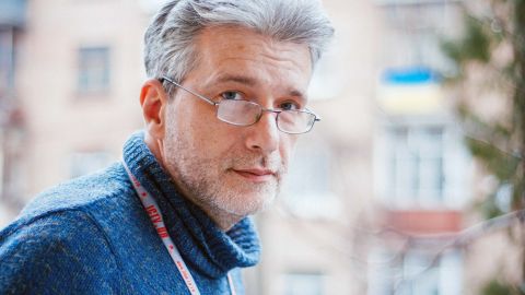 У Києві побили і пограбували відомого журналіста