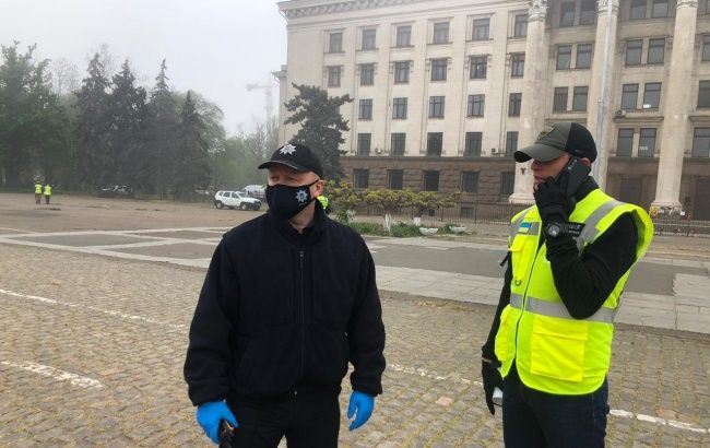 В Одессе произошли столкновения возле Куликова поля: полиция составила протокол