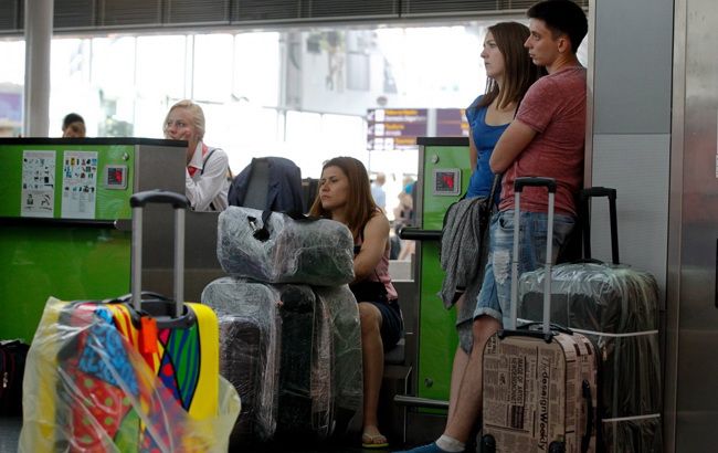 В аеропортах через вибори очікуються черги
