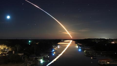 Весняний зорепад: астрологи розповіли, як правильно загадувати бажання