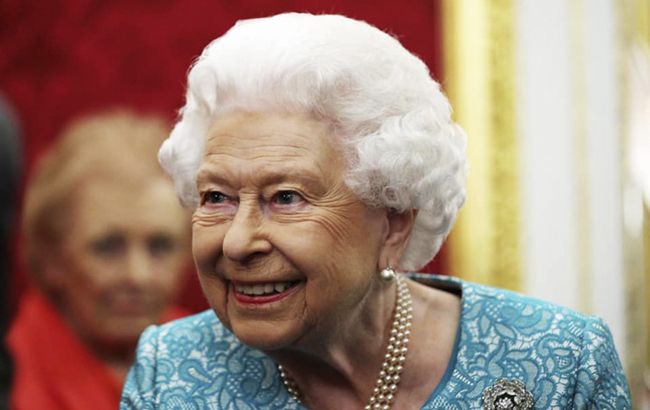 Королева Елизавета II больна? Появилась тревожная информация из Букингемского дворца