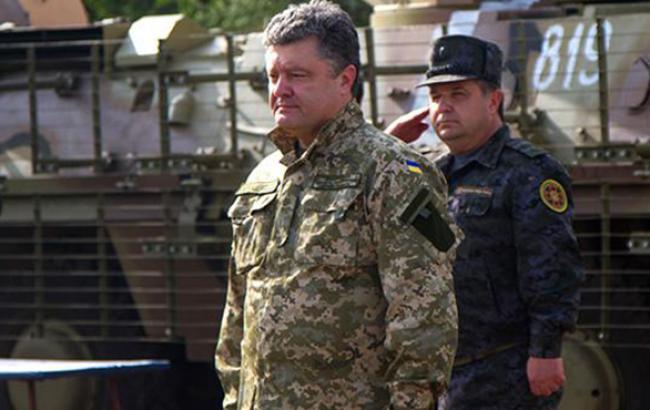 Украине удалось построить Вооруженные силы, способные противостоять сильнейшей армии мира, - Порошенко
