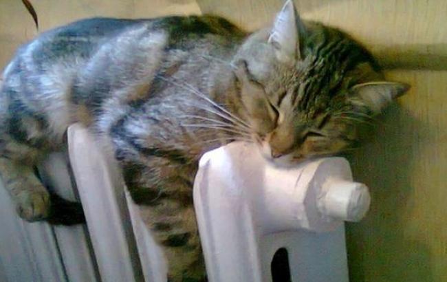 Количество домов без отопления и горячей воды в Киеве увеличилось до 27