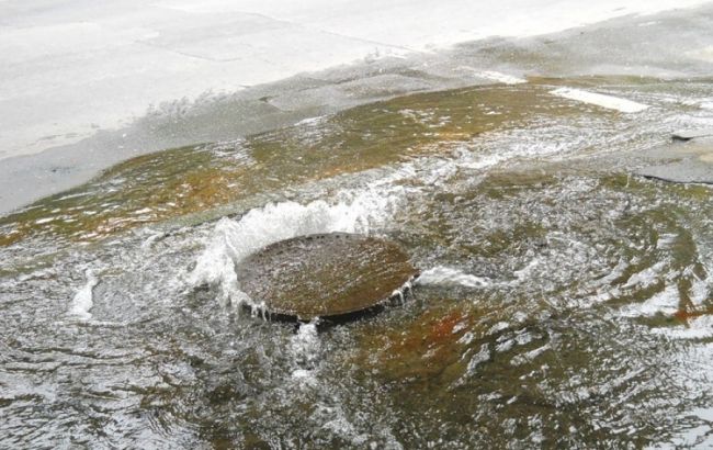 В КГГА сообщили об угрозе затопления центра Киева канализационными стоками
