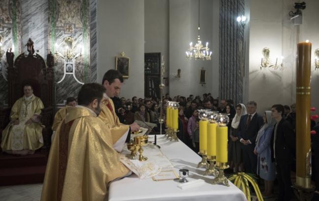 Пасхальная ночь в Украине прошла спокойно, - Нацполиция