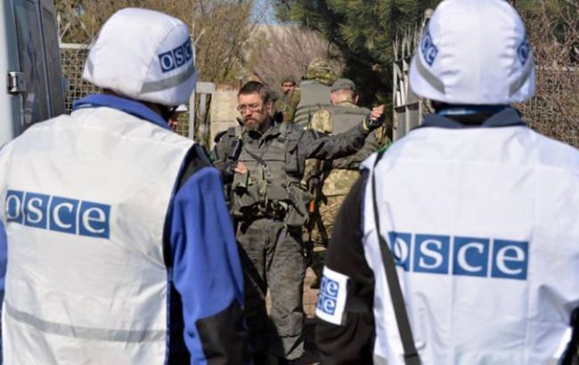Переговорники по Донбасу не можуть узгодити чисельність поліцейської місії