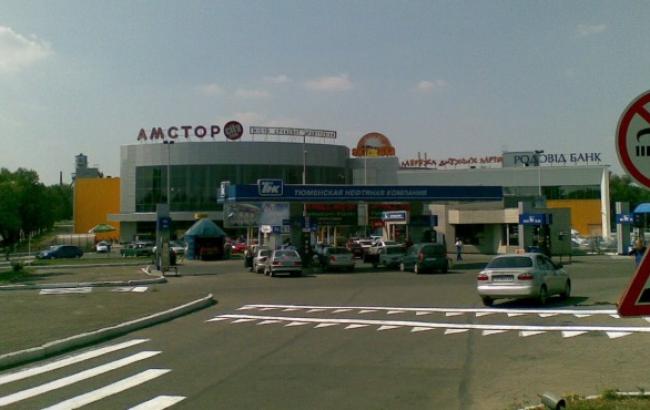 В Донецкой области боевики захватили торговый центр, гостиницу и автозаправку, - МВД