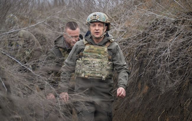 Зеленський про відведення військ Росії: армія повинна бути готова до їх повернення