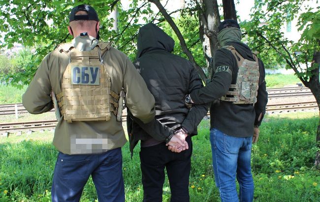 Передавав дані про військову техніку ЗСУ: в Хмельницькій області затримали агента спецслужб Росії
