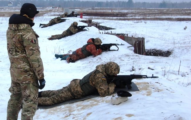 Британські інструктори почали підготовку ЗСУ в Рівненській області