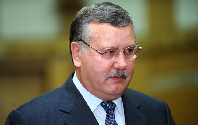 Следком РФ открыл дело против экс-министра обороны Украины