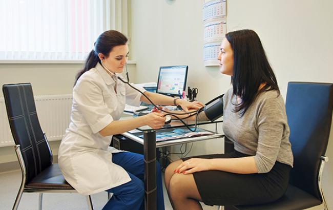 Кабмин инициирует введение страховой медицины, - Яценюк