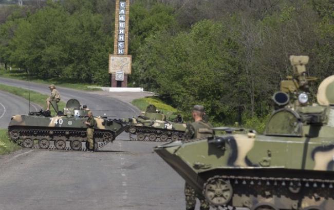 Порошенко допускает ужесточение контроля на блокпостах в зоне АТО