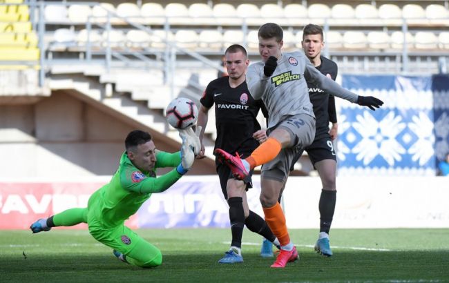 Матчи чемпионата Украины могут доиграть в двух городах