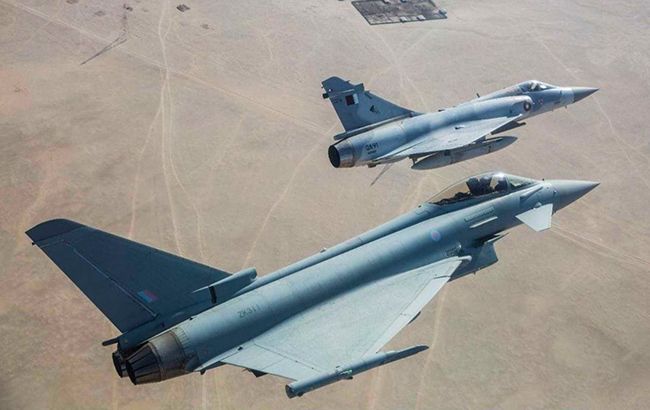 В Катаре столкнулись два военных самолета