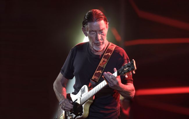 Умер певец Крис Ри: 5 его песен, которые знают даже те, кто не слушает рок