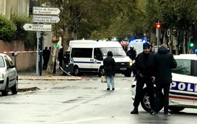 Во Франции полиция задержала женщину, угрожавшую подорвать больницу в Дюнкерке