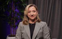 "Імунітету від розлучень не існує". Олена Борисова про життя на дві країни, виховання п'ятьох дітей і кризи в ресторанному бізнесі