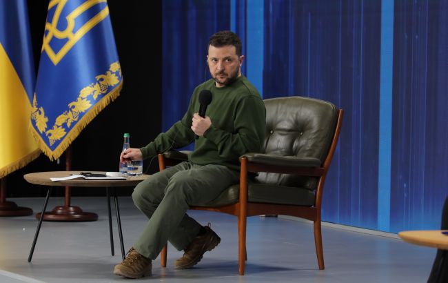 Зеленский о Конгрессе США: они знают, что поддержка нужна в течение месяца, это наш запрос