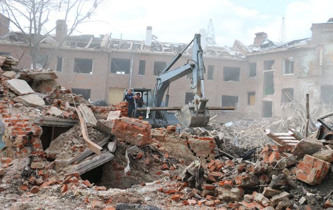 Ракетный удар по общежитию в Харькове: обнаружили еще три тела погибших