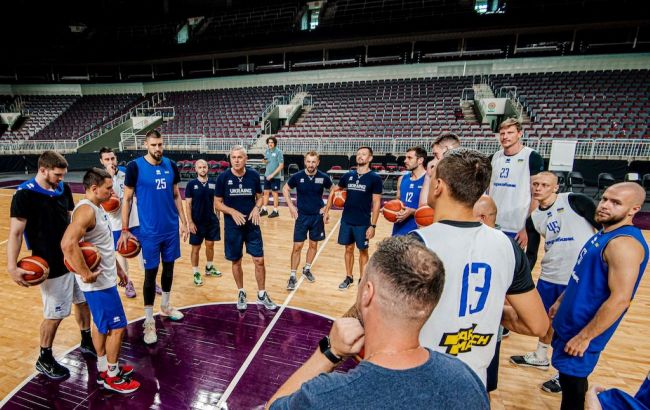 Баскетбольная сборная Украины объявила заявку на матч отбора к ЧМ-2023