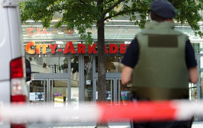 У Німеччині замінували торговий центр