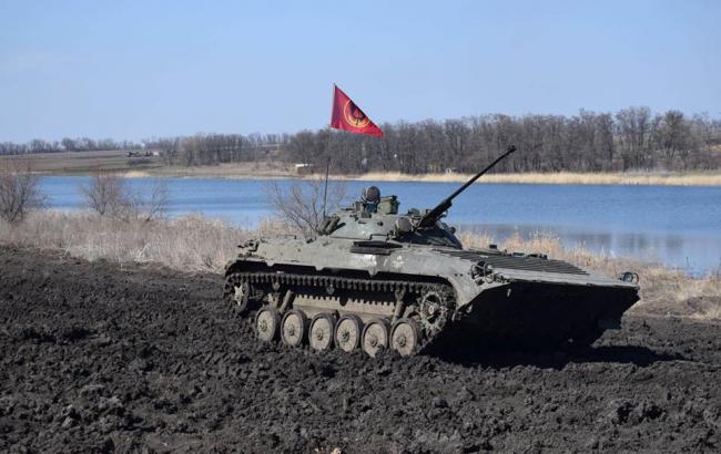 За день на Донбассе зафиксировано 18 обстрелов, ранены трое военных