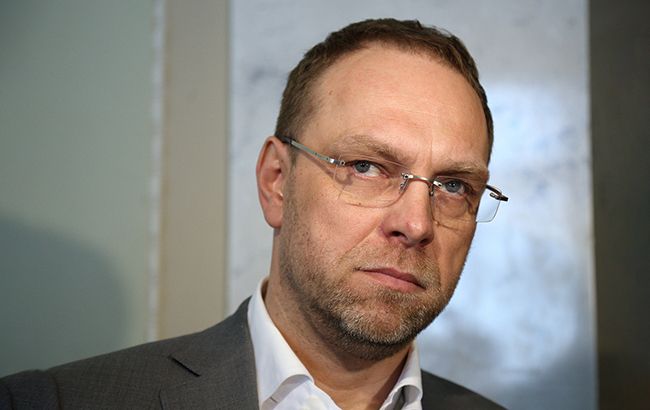 "Батьківщина" пропонує штрафувати постачальників компослуг за завищені платіжки 