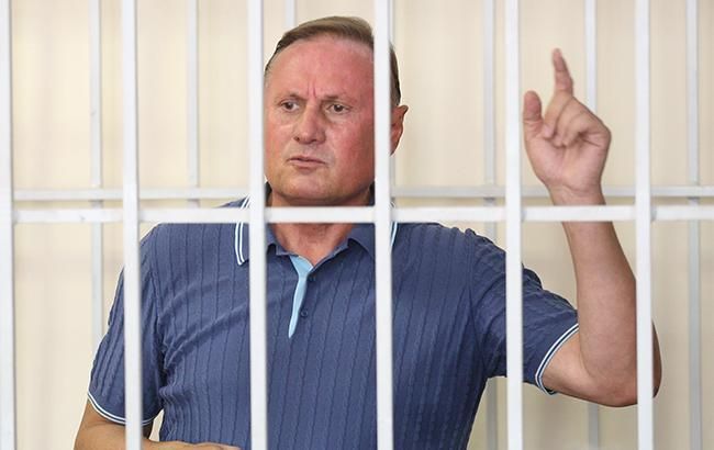 Суд продлил арест Ефремова до 22 июня