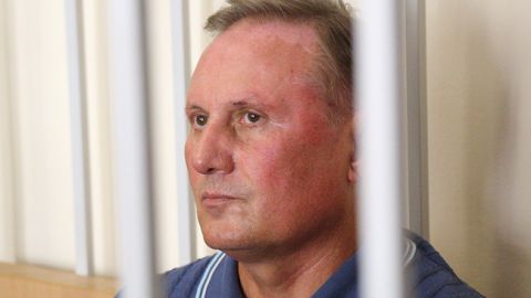 Ефремова выпустили из-под стражи