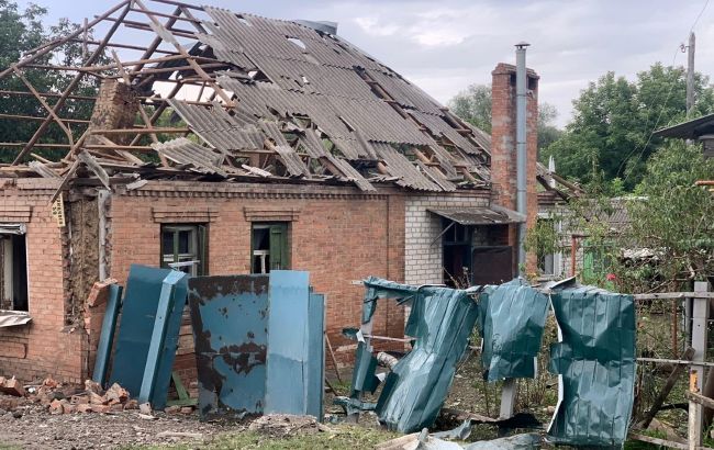 Оккупанты нанесли удар по жилым домам в Славянске: мэр показал последствия