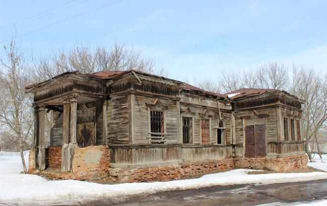 В Харьковской области загорелся уникальный архитектурный памятник