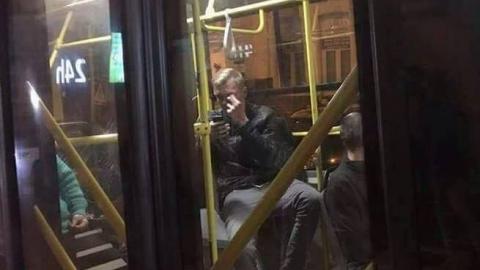 У тролейбусі Києва сталася різанина (фото)