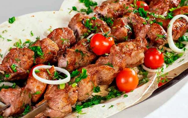 Украинцам рассказали, во сколько обойдется майский шашлык