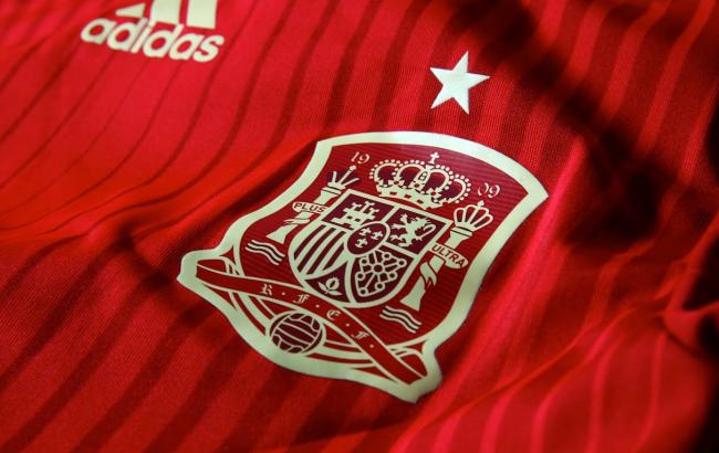 УЕФА и ФИФА могут исключить Испанию