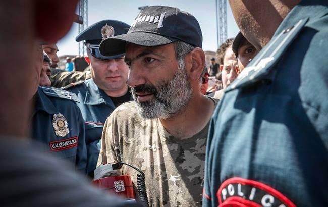 Ситуация в Армении: правящая партия вновь подтвердила решение поддержать Пашиняна на пост премьера