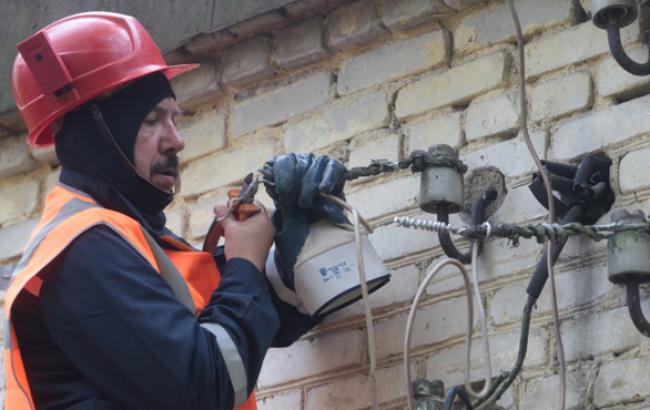 В Украине из-за непогоды обесточены 32 населенных пункта